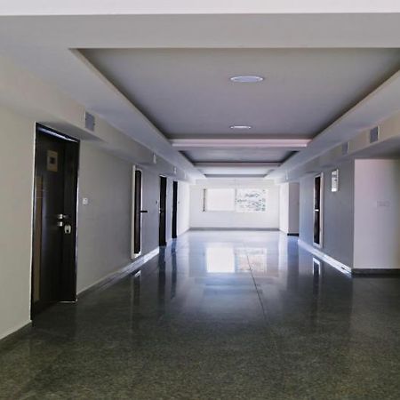 Business Inn Бангалор Екстериор снимка